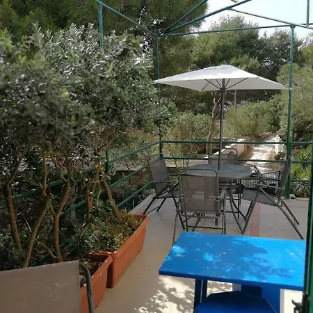 Il Giardino Su Lido Burrone Apartment